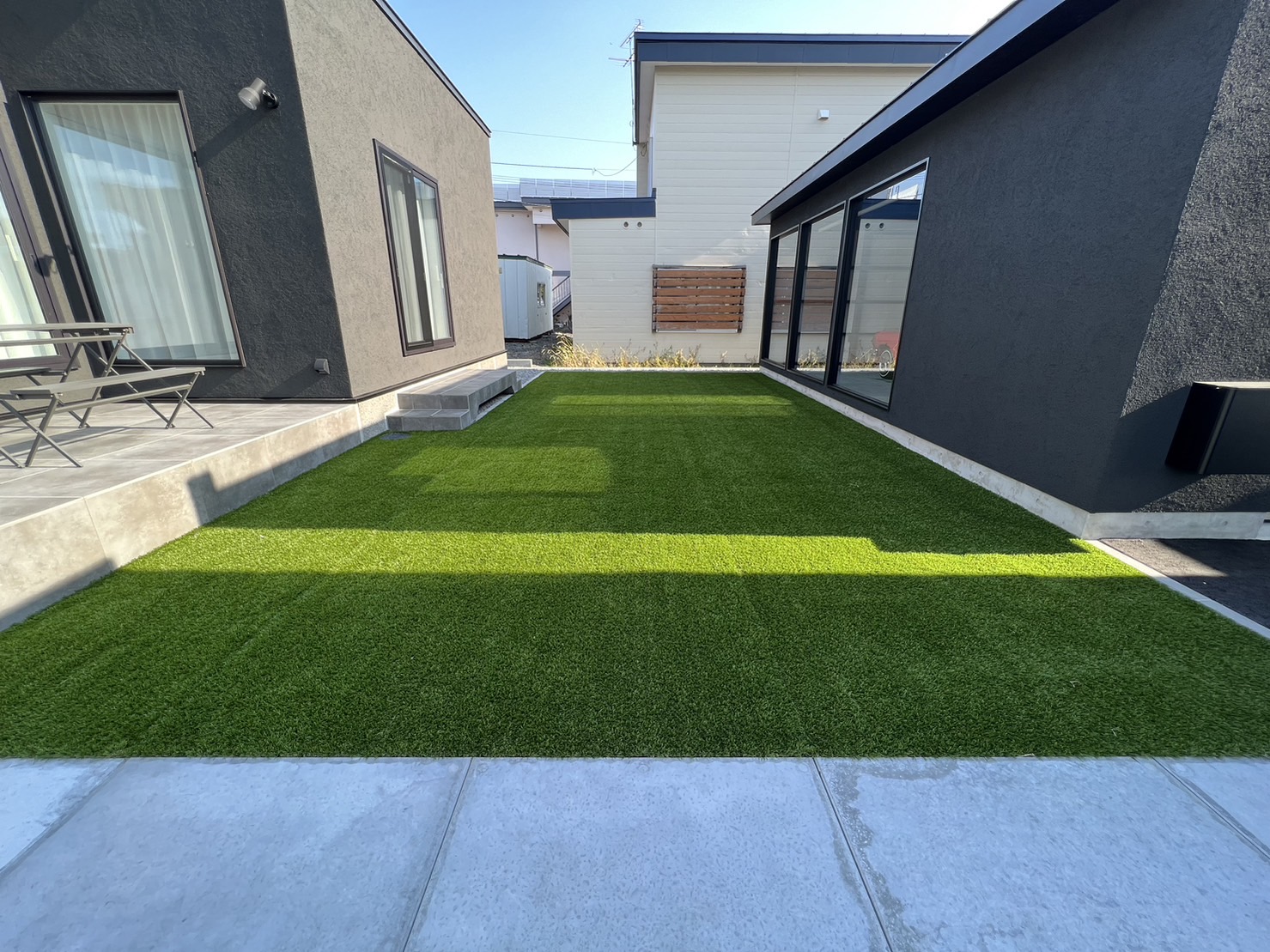 人工芝の施工例🌱 | 株式会社Zin｜旭川市｜エクステリア｜外構｜工事｜庭｜カーポート