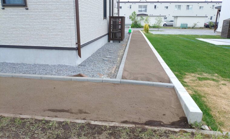 縁石・客土施工