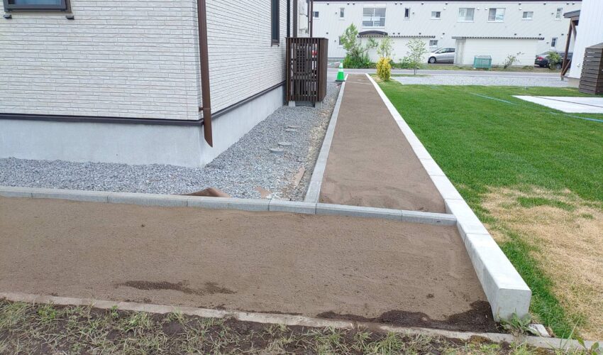 縁石・客土施工