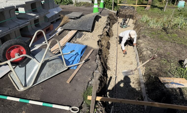 土留め間知施工中