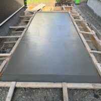 土間コンクリート施工中